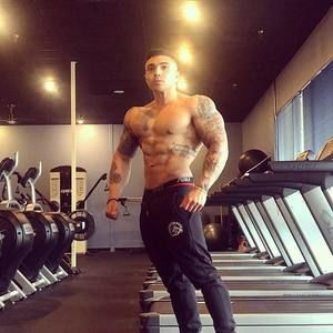 Meet your Posher, Chris